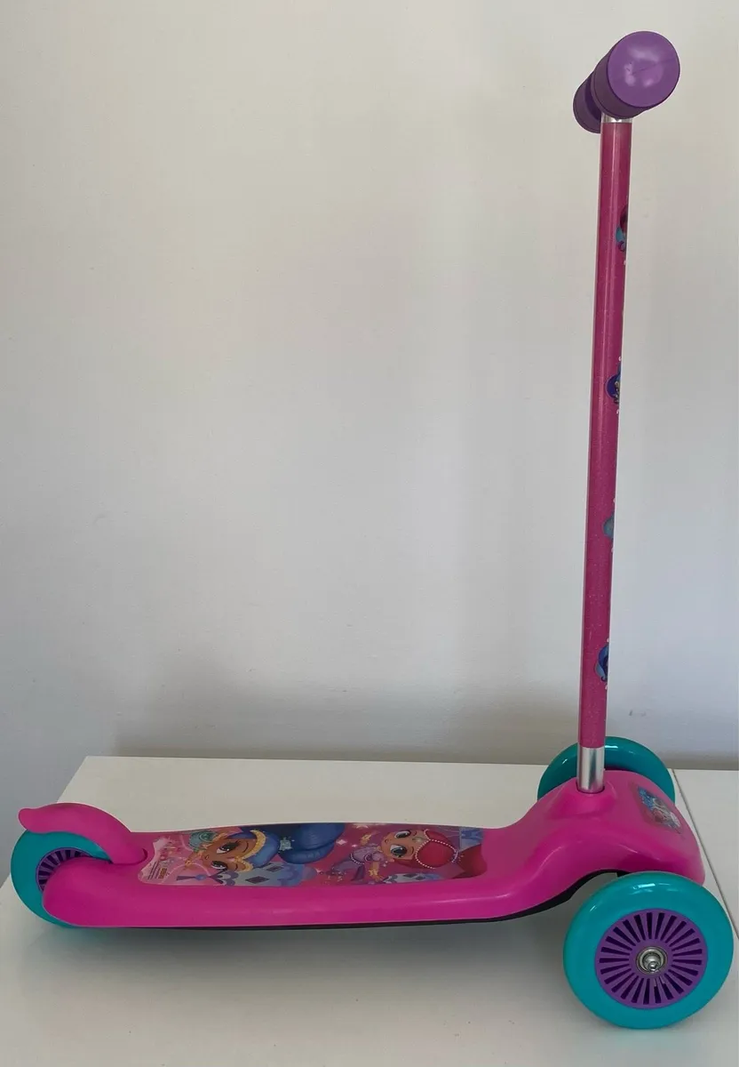 Kids Shimmer Shine Scooter - Image 2