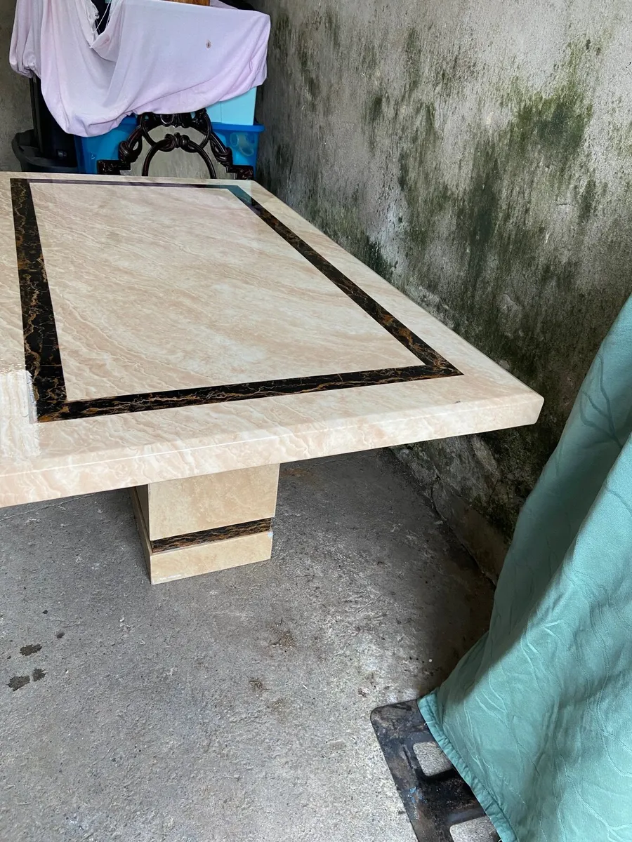 Marble kitchen table - Image 2