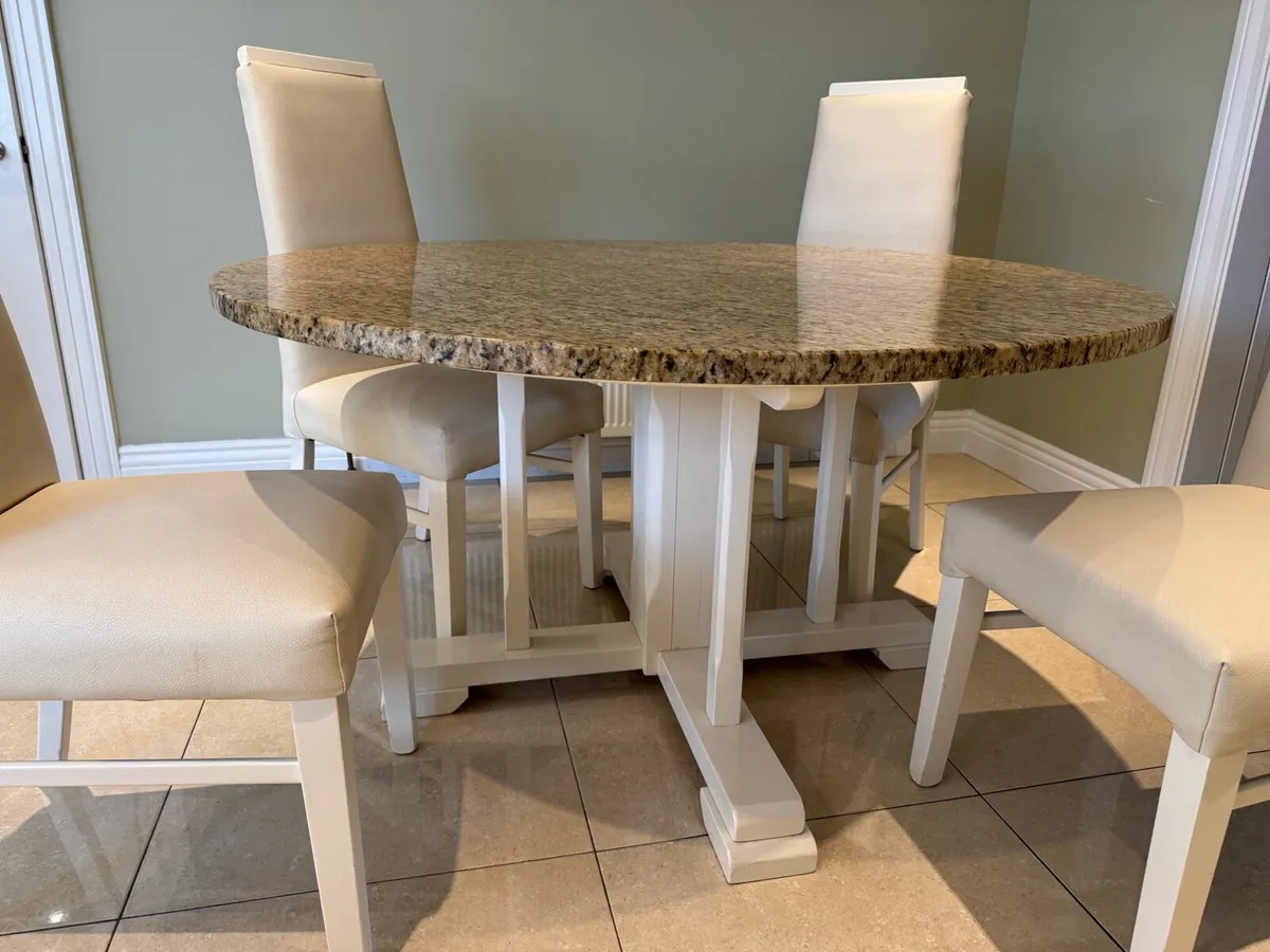 wood& granite table & matching chairs and stools - Image 4