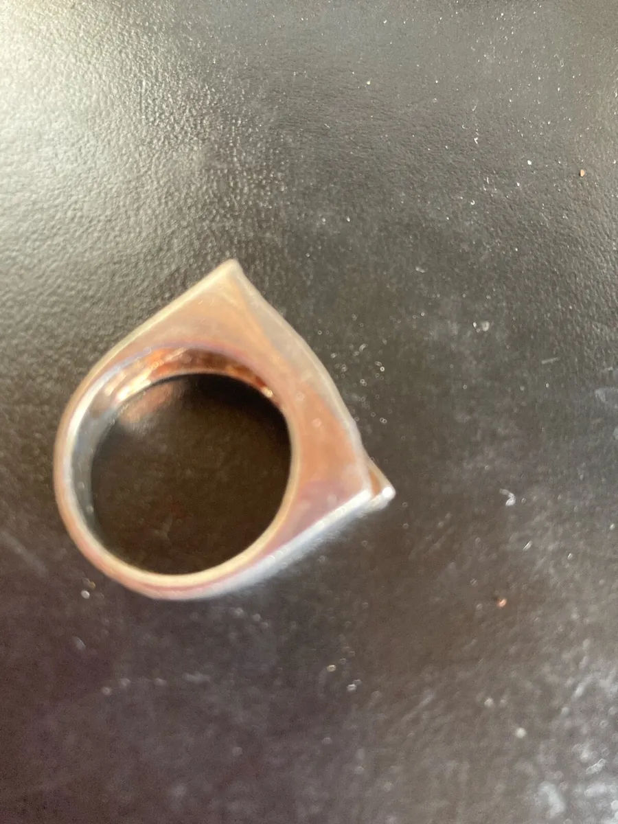 Sterling Silver ring with clear crystals - Image 3