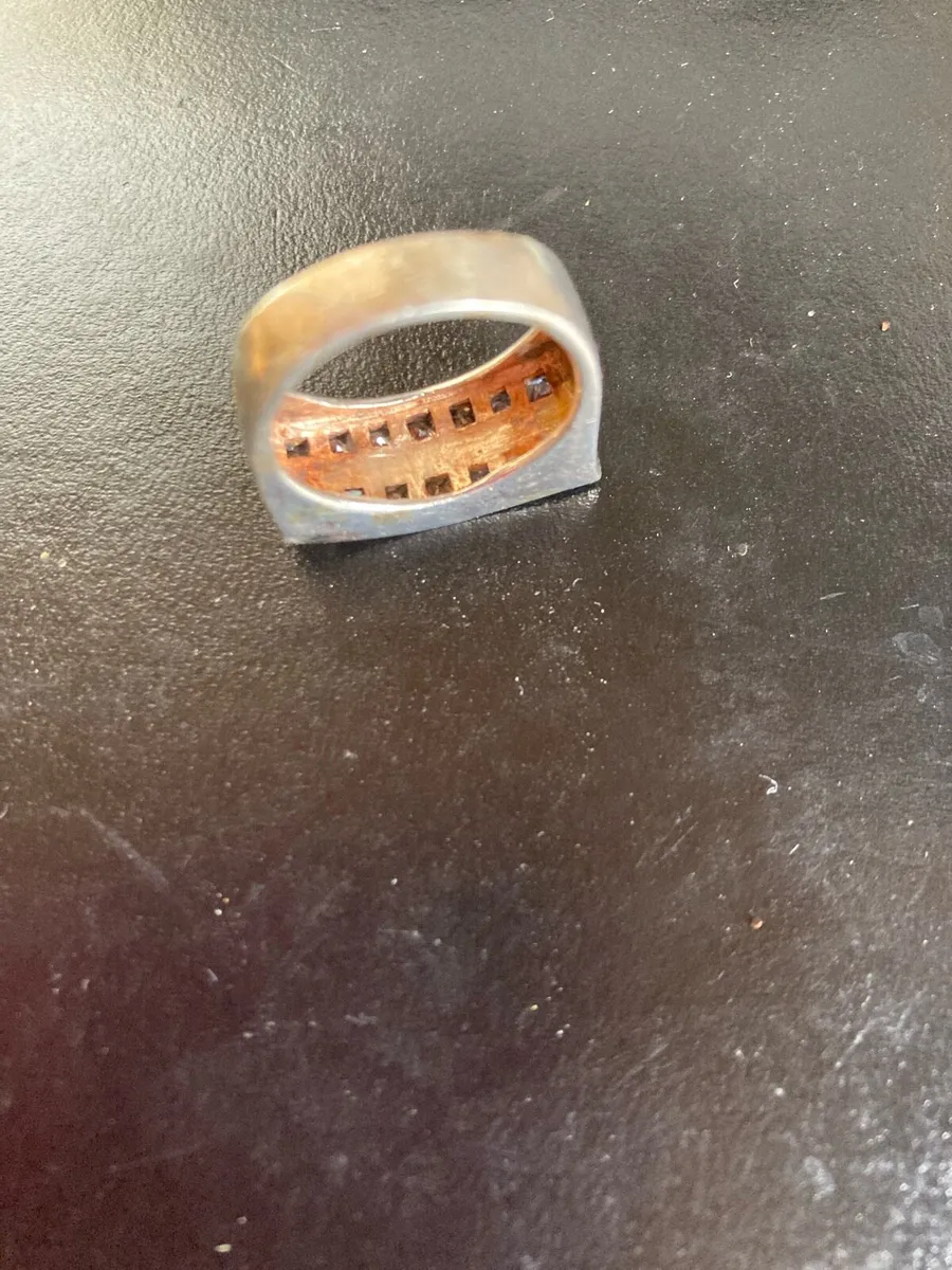 Sterling Silver ring with clear crystals - Image 4