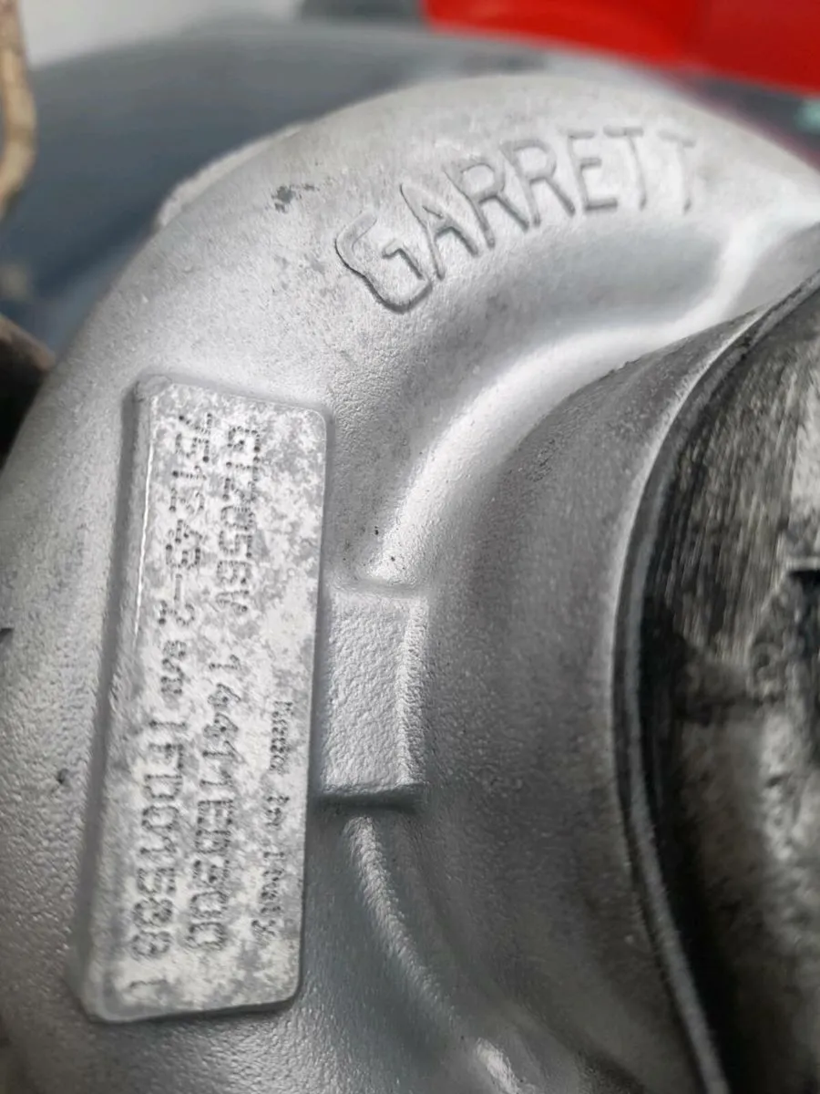 Nissan Pathfinder turbocharger - Image 2