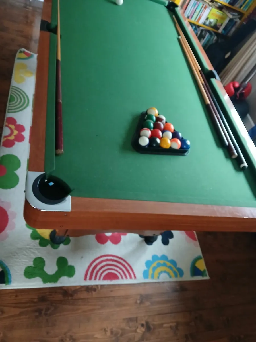 Pool table - Image 2