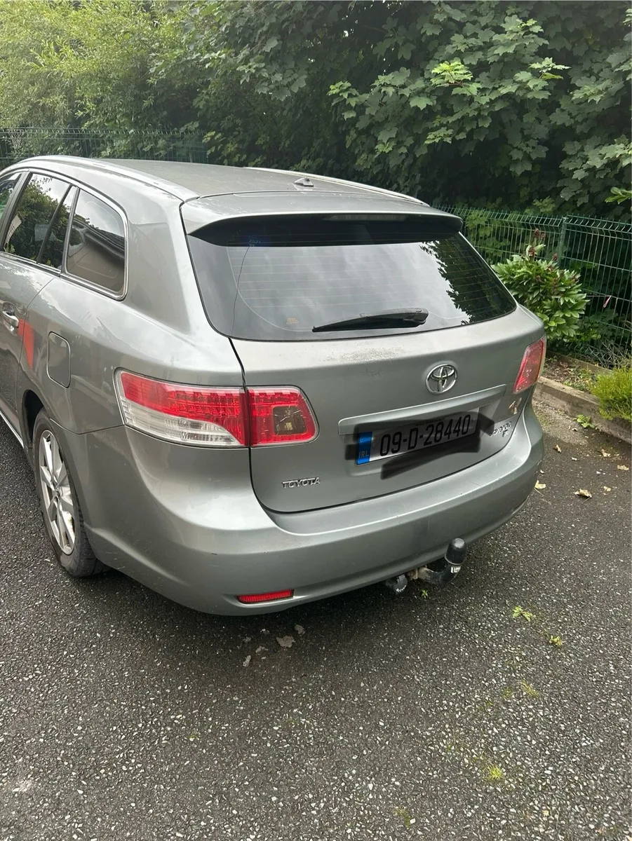 Toyota Avensis Estate 2009 - Image 4