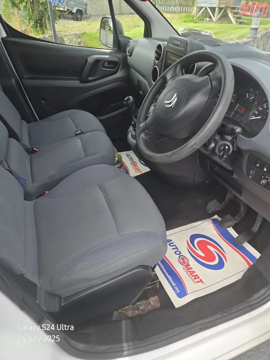 Citroen Berlingo 2015 - Image 2