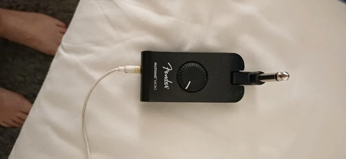 Guitar amplifiers - Image 2