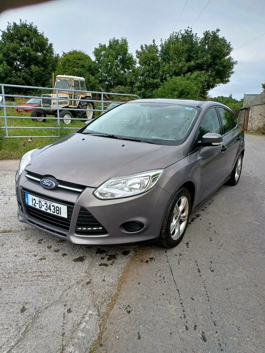 FORD FOCUS 2012 - Image 2