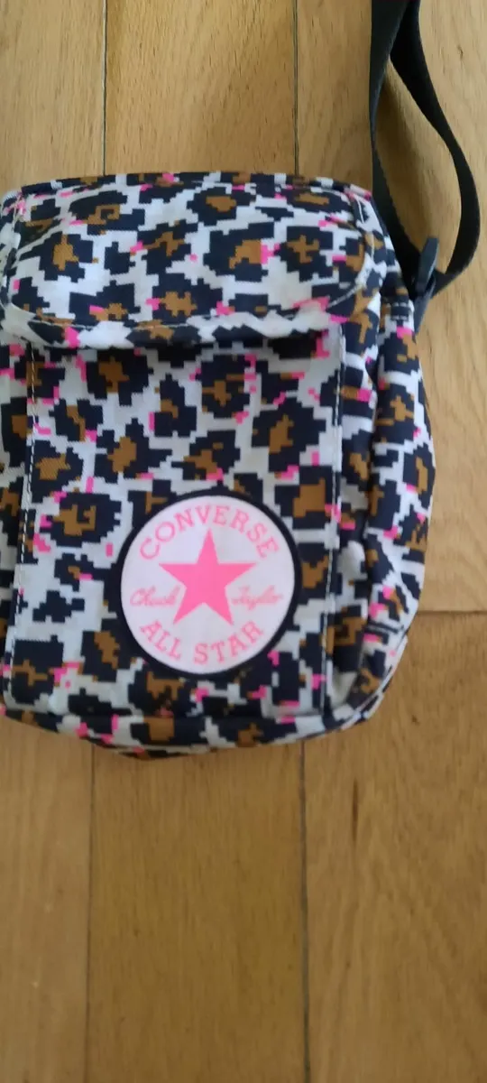 Genuine Converse bag for sale- as new - Image 2