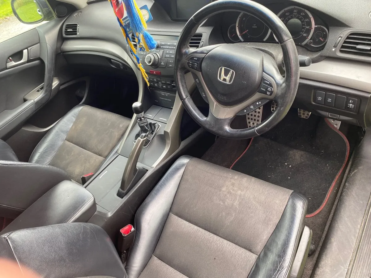 Honda Accord 2009 - Image 3