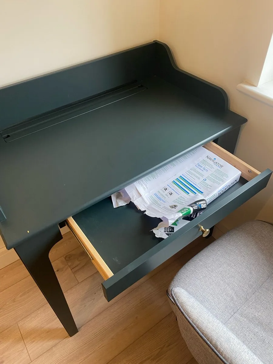 Study & Work Desk with chair - Image 3