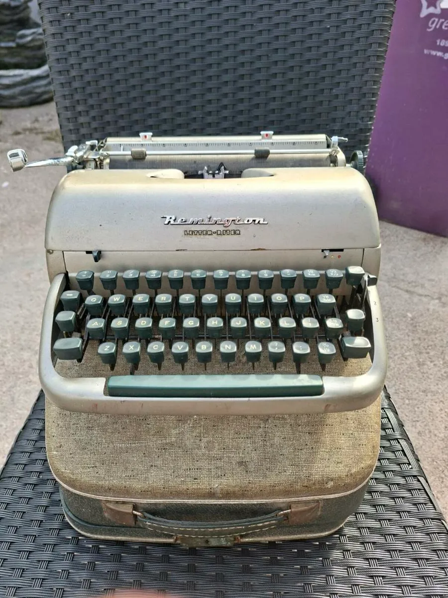 Old Vintage Remington Typewriter in Original Case - Image 1