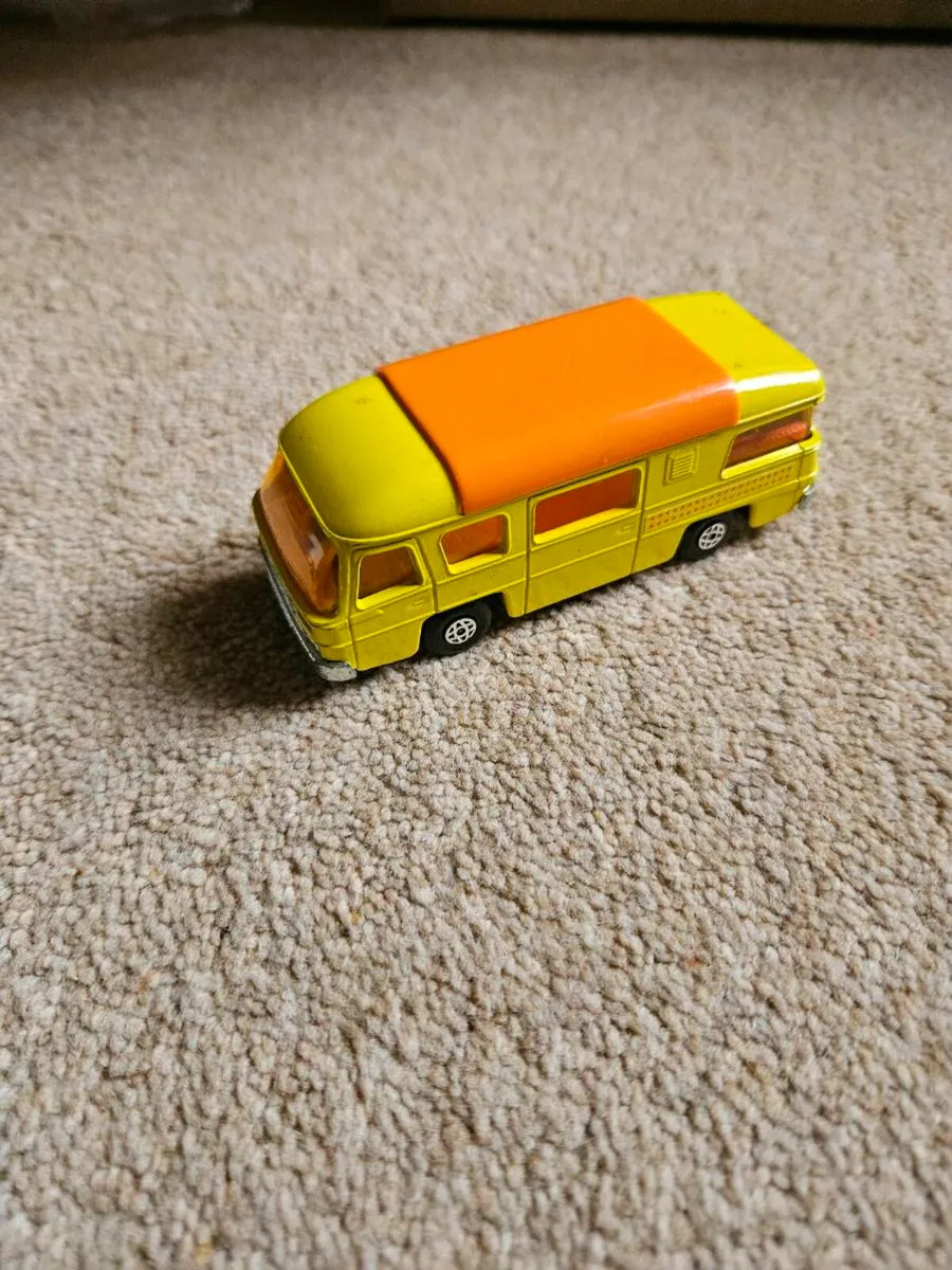 Matchbox Super kings Camper Van - Image 1