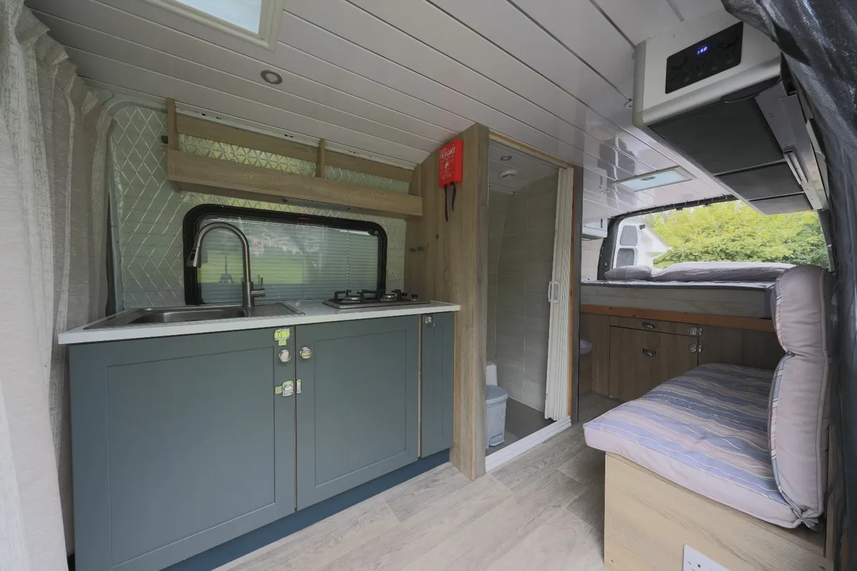 Renault Master 2018 Camper Van - Fully Equipped - Image 3