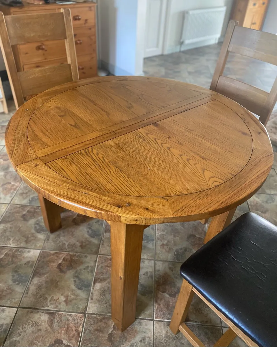 Dining Table & Chairs - Image 3