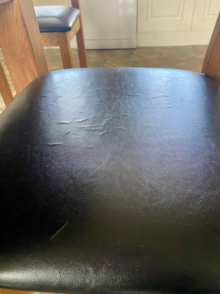 Dining Table & Chairs - Image 4