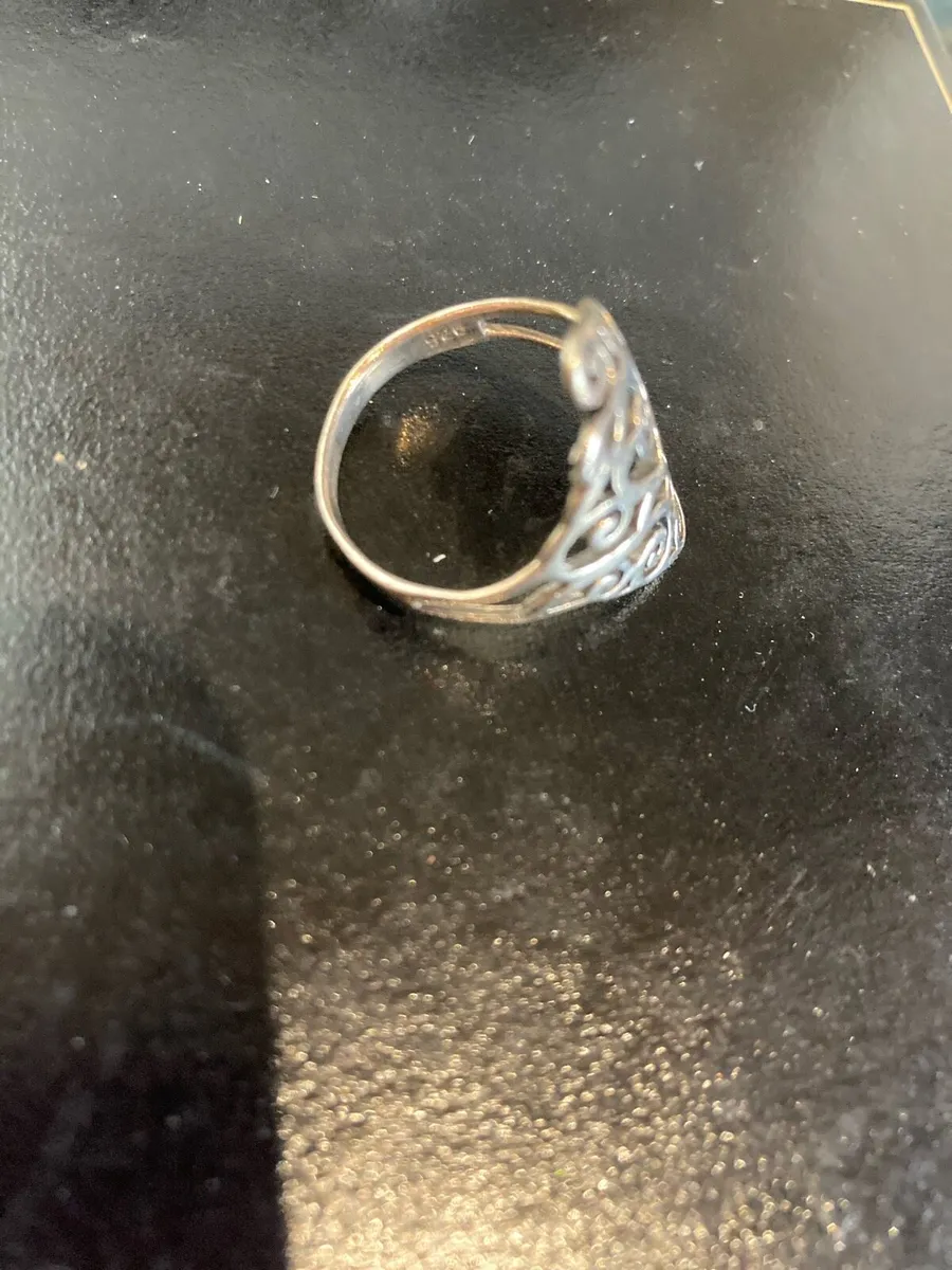 Sterling Silver Celtic design ring - Image 3