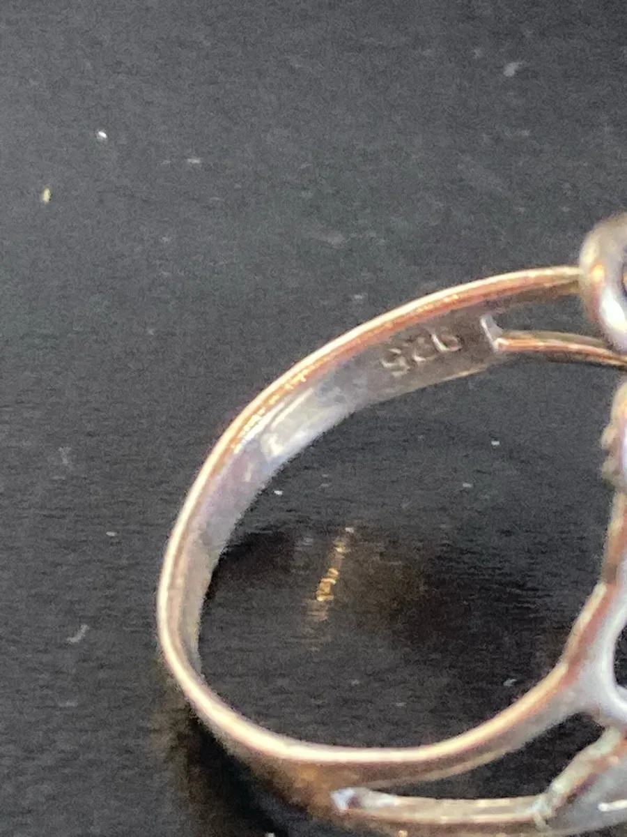 Sterling Silver Celtic design ring - Image 4