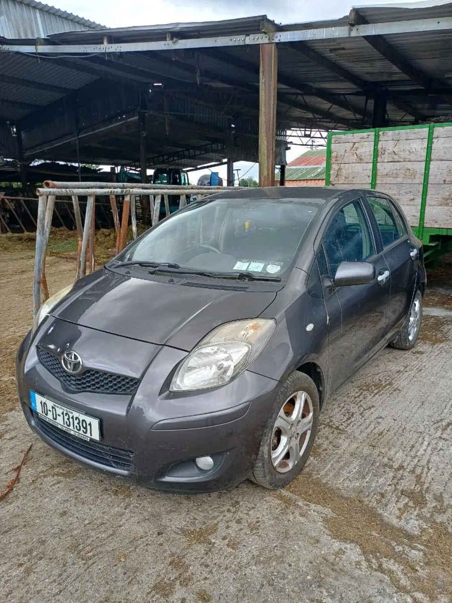 TOYOTA YARIS 2010 - Image 1