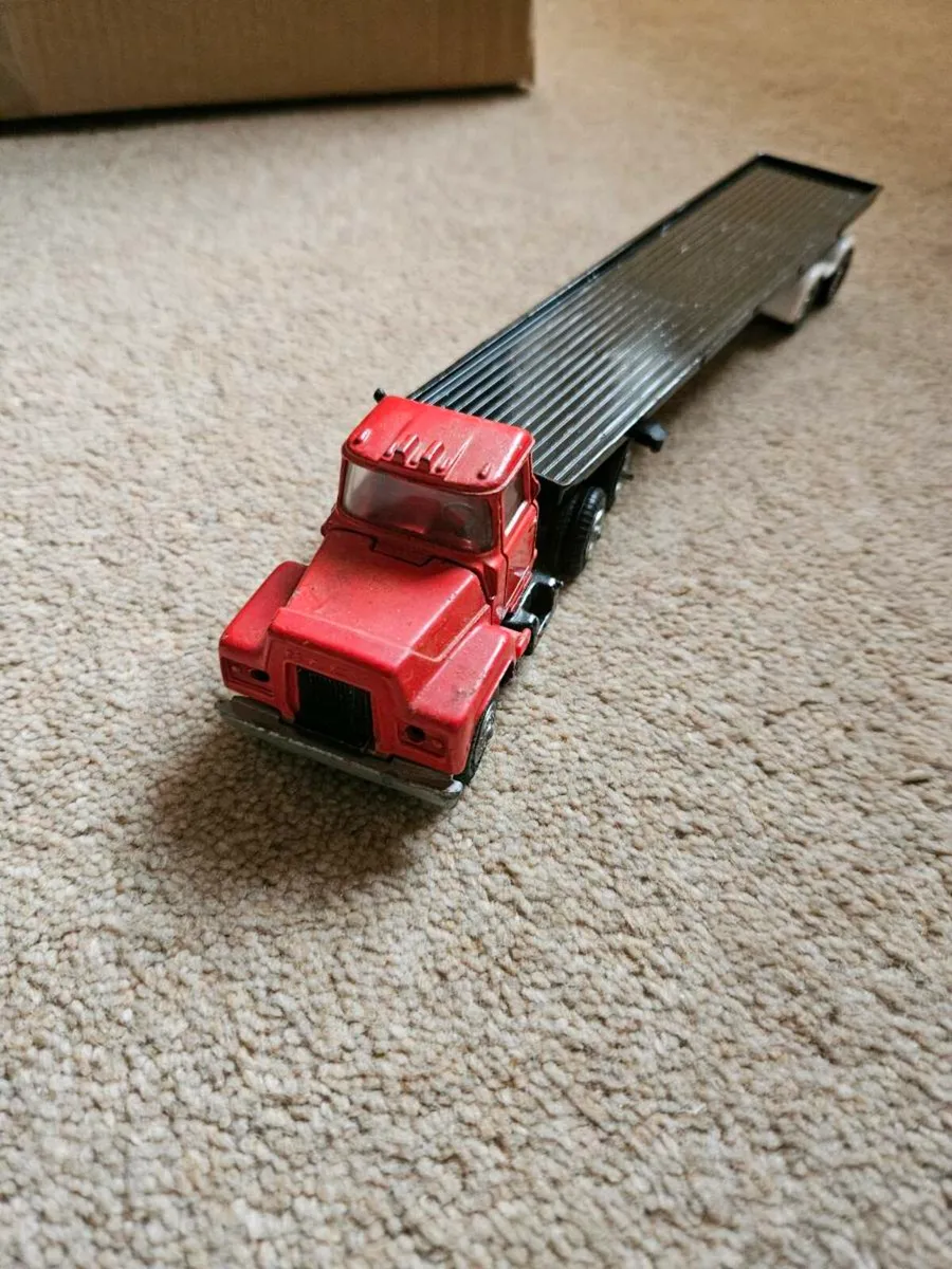 Corgi Mack Truck - Image 2