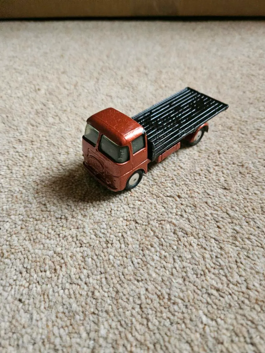 Corgi Truck - Image 1