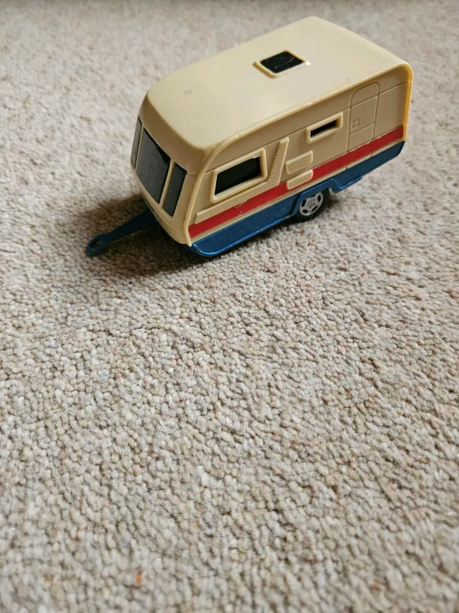 Matchbox Superkings Caravan