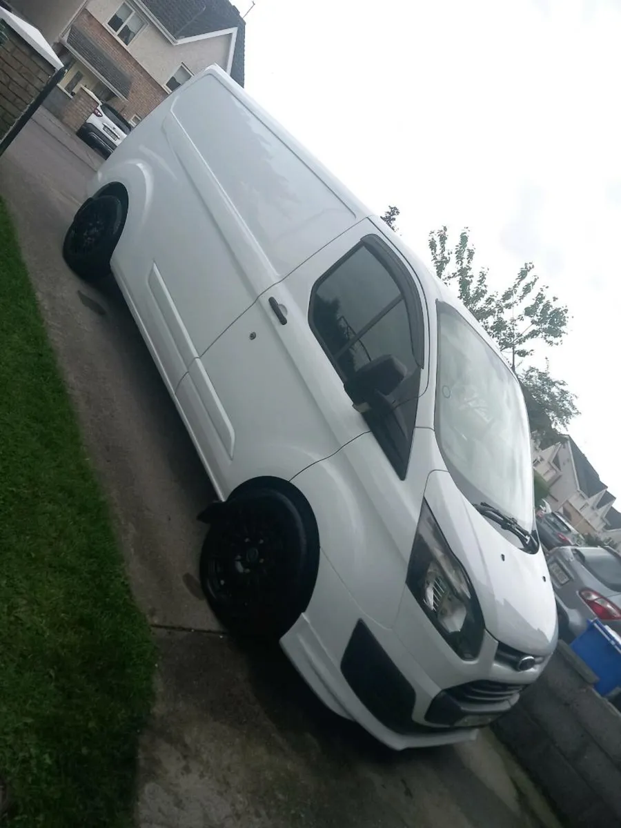 Fodd transit custom - Image 1