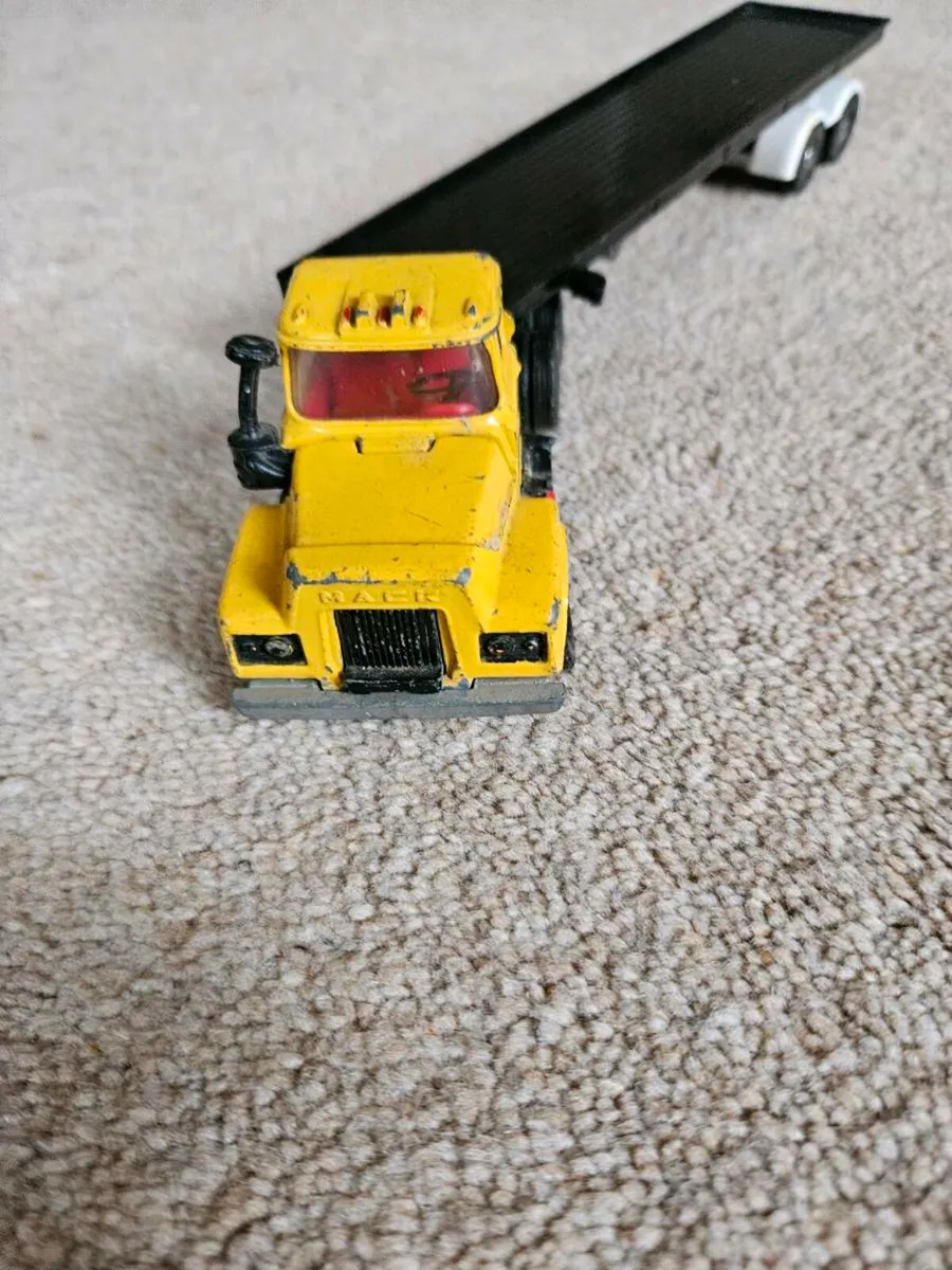 Corgi Mack Truck - Image 2