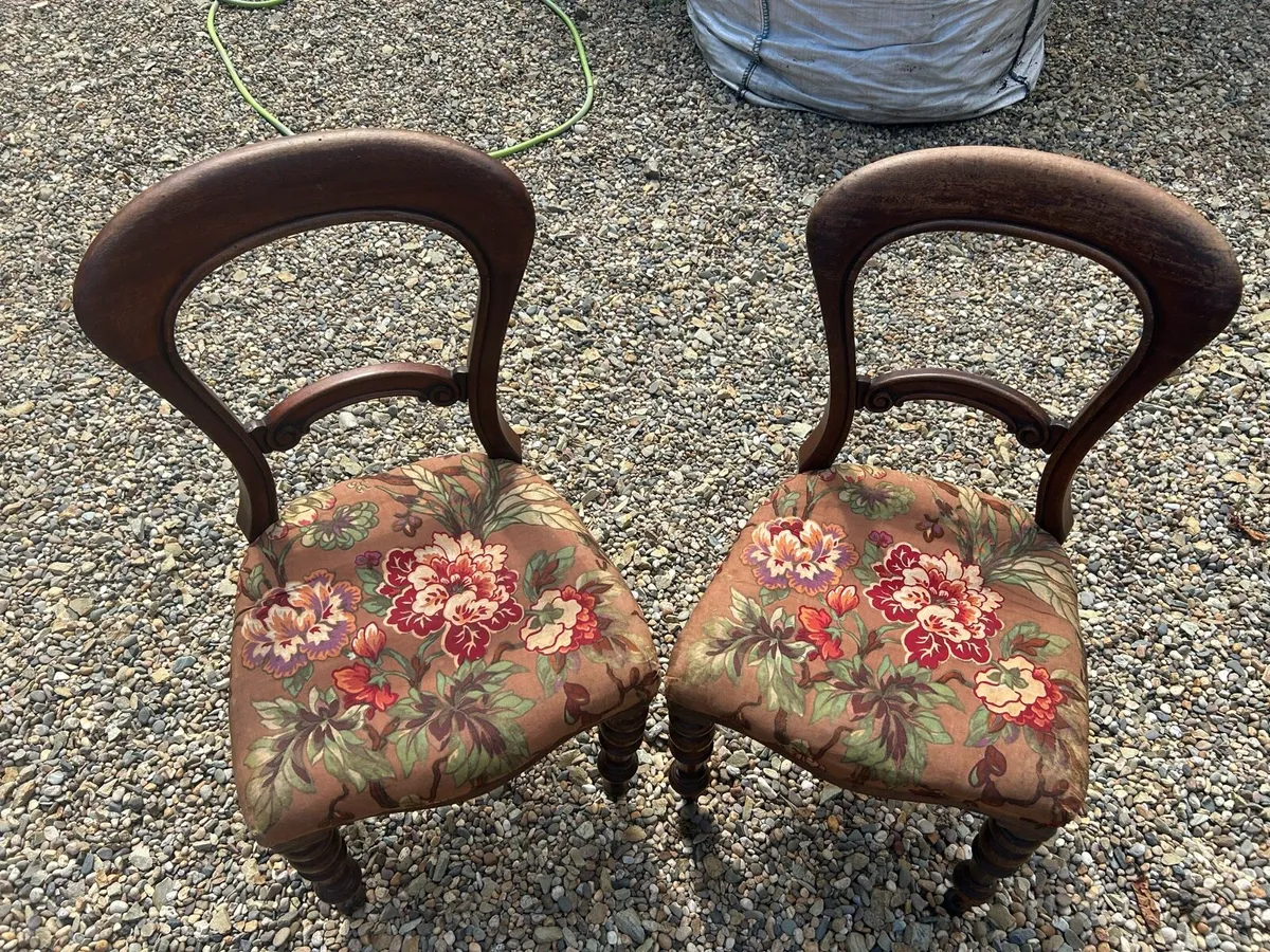 Chairs - Image 3