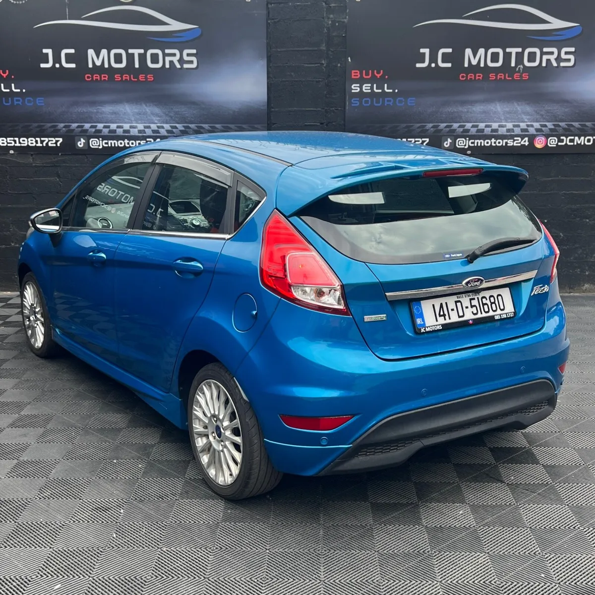 2014 Ford Fiesta (Automatic) - Image 4