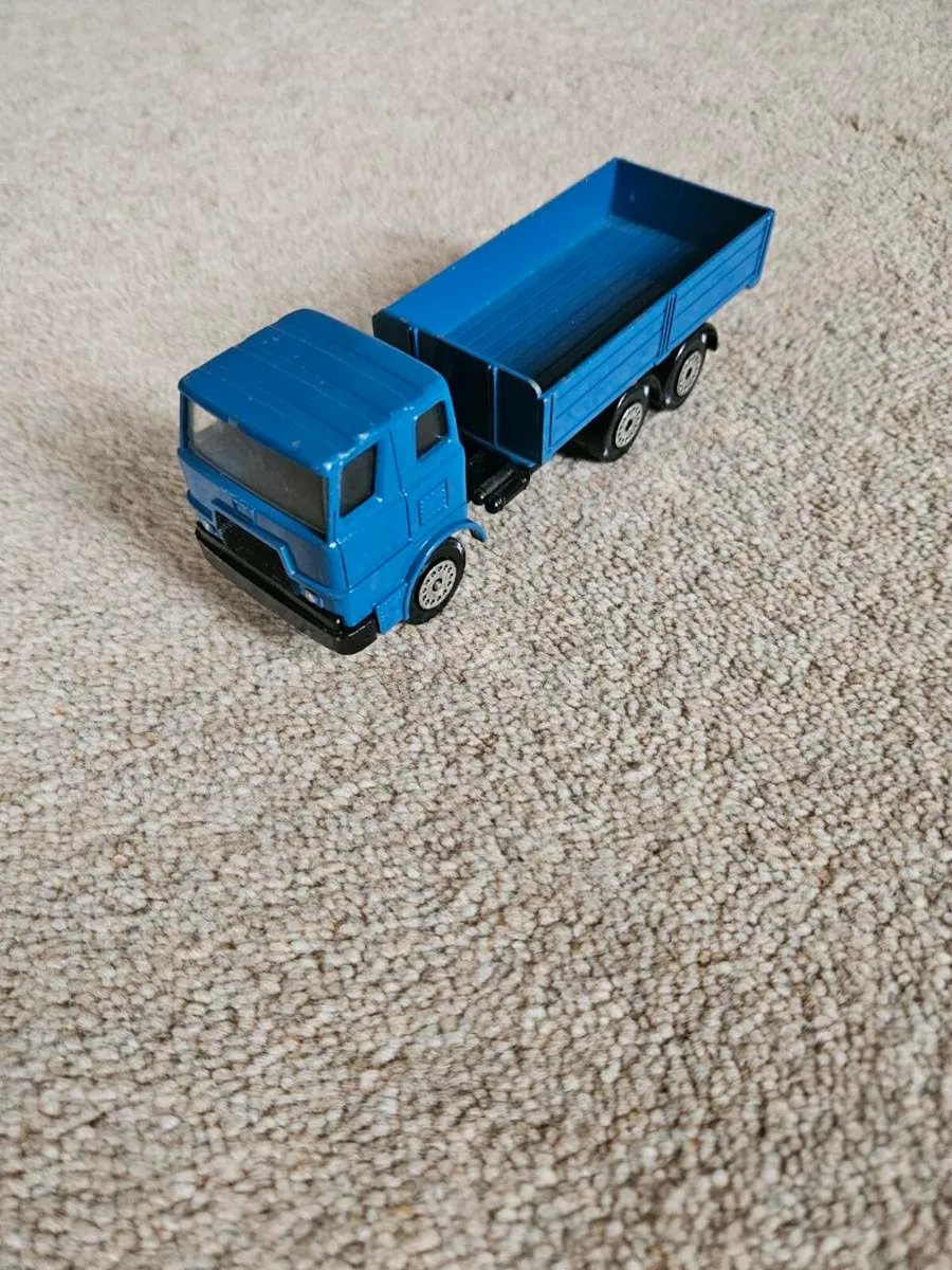 Corgi Truck - Image 1