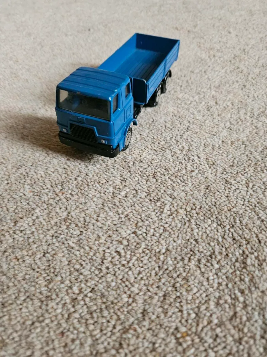 Corgi Truck - Image 2