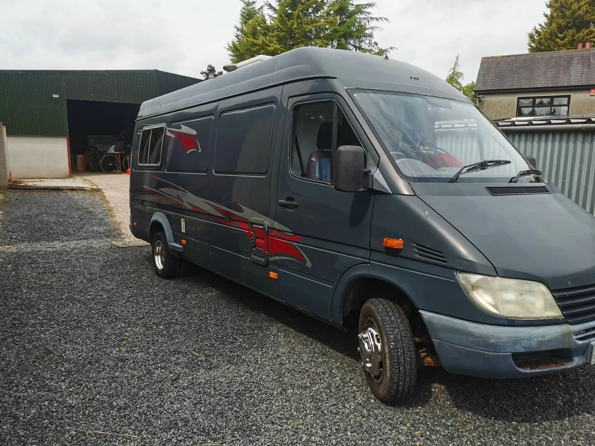 Campervan Motorhome - Image 1