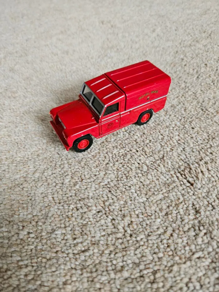 Corgi Royal Mail Landrover - Image 1