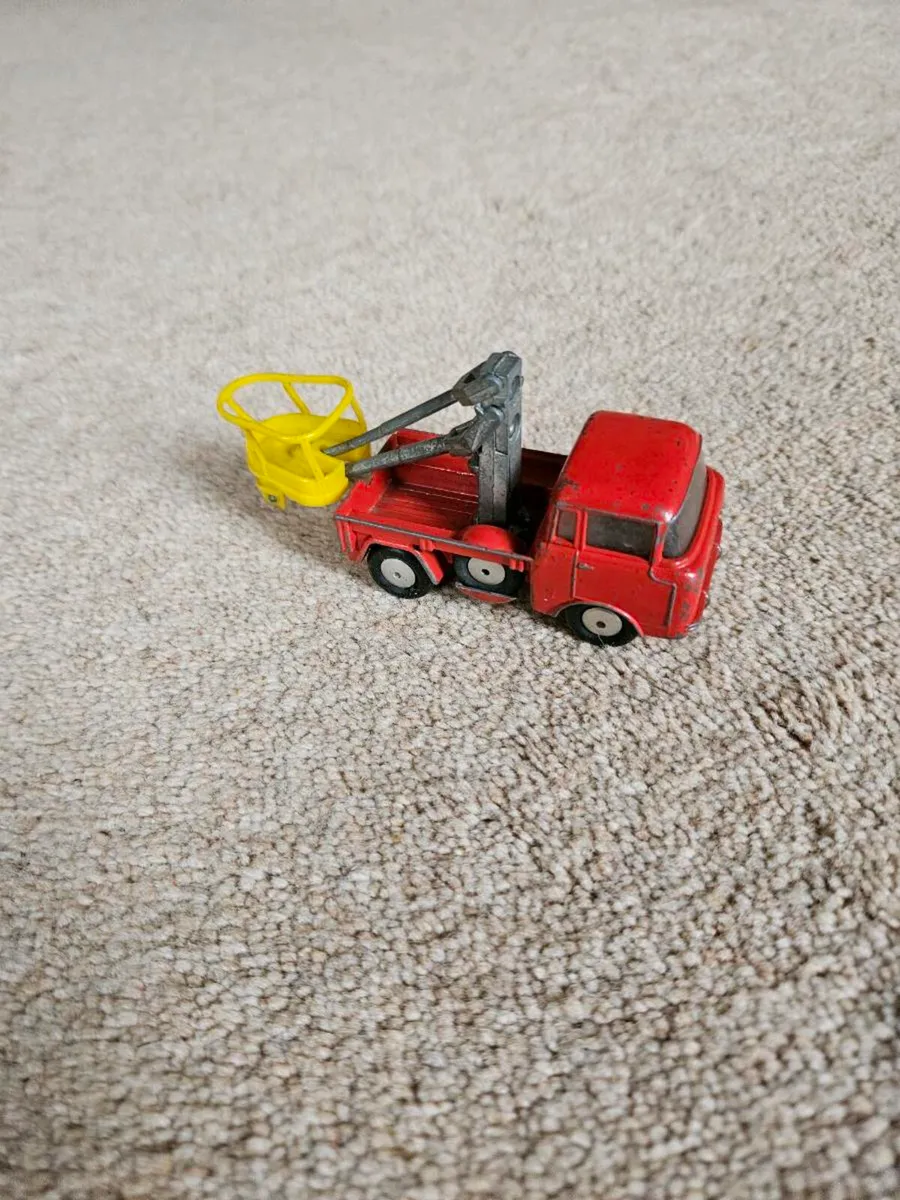 Corgi Truck - Image 1