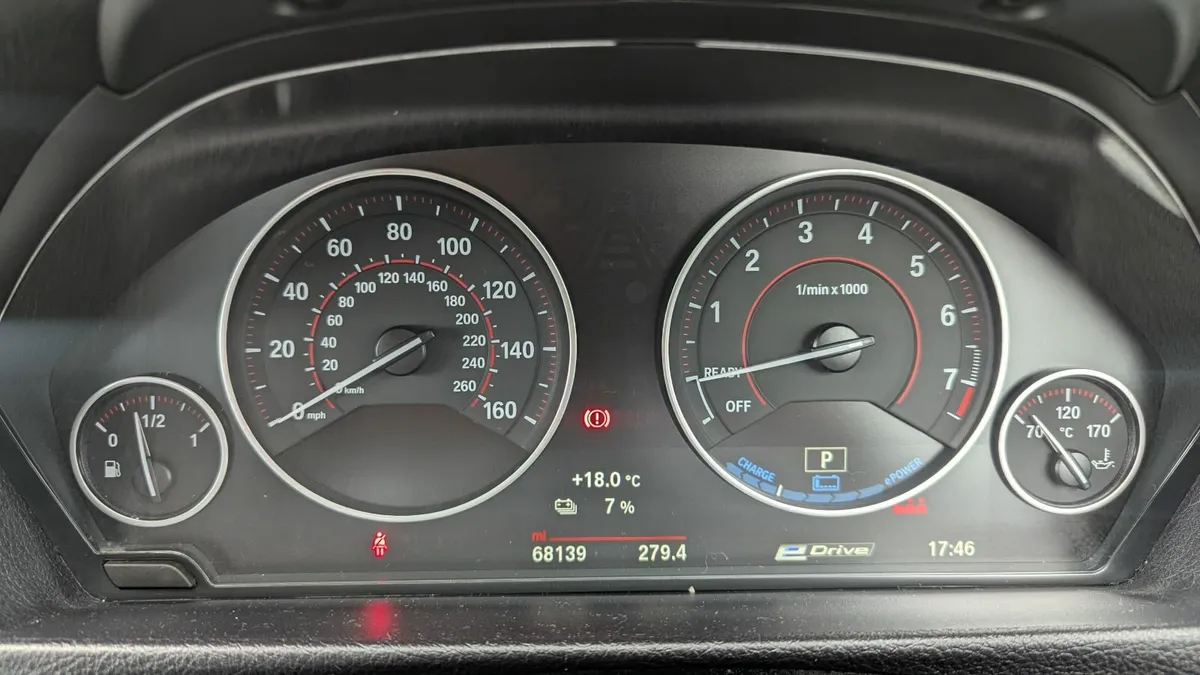 2016 BMW 330e M Sport - Image 3