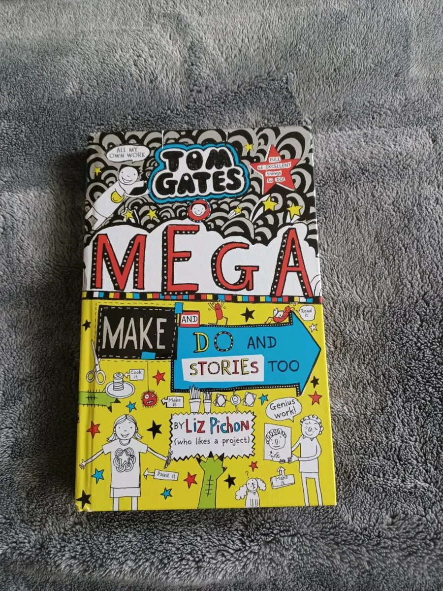 Children's books Tom Gates by Liz Pichon - Image 1
