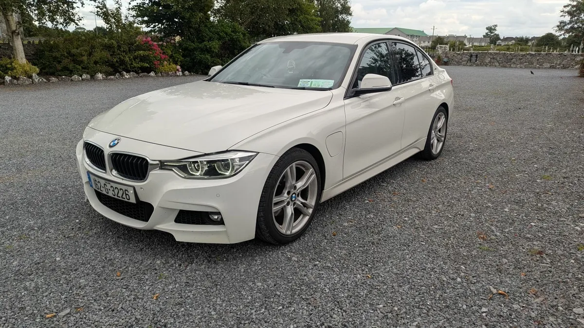 2016 BMW 330e M Sport - Image 1