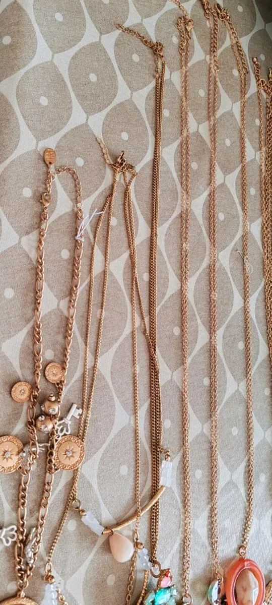 9 new pendants - Image 3