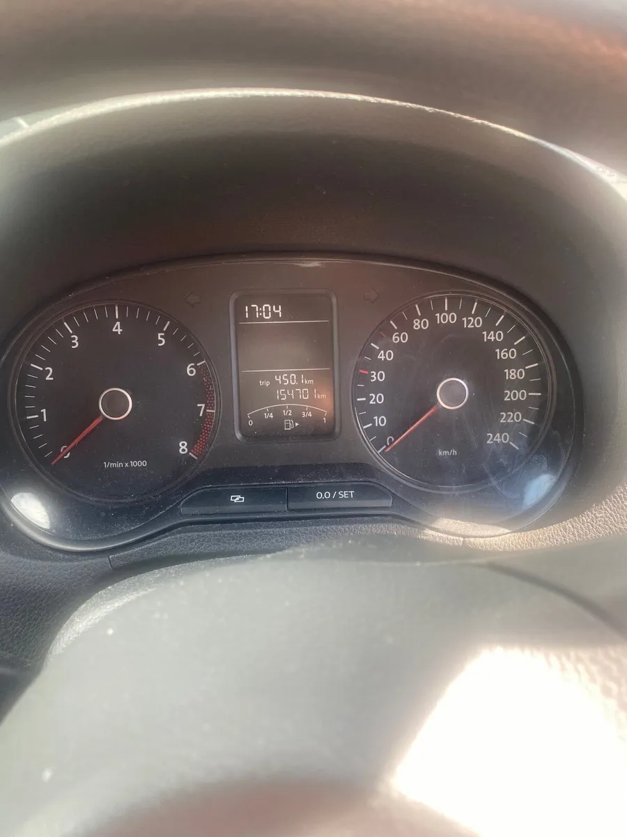 Volkswagen Polo 2011 - Image 3