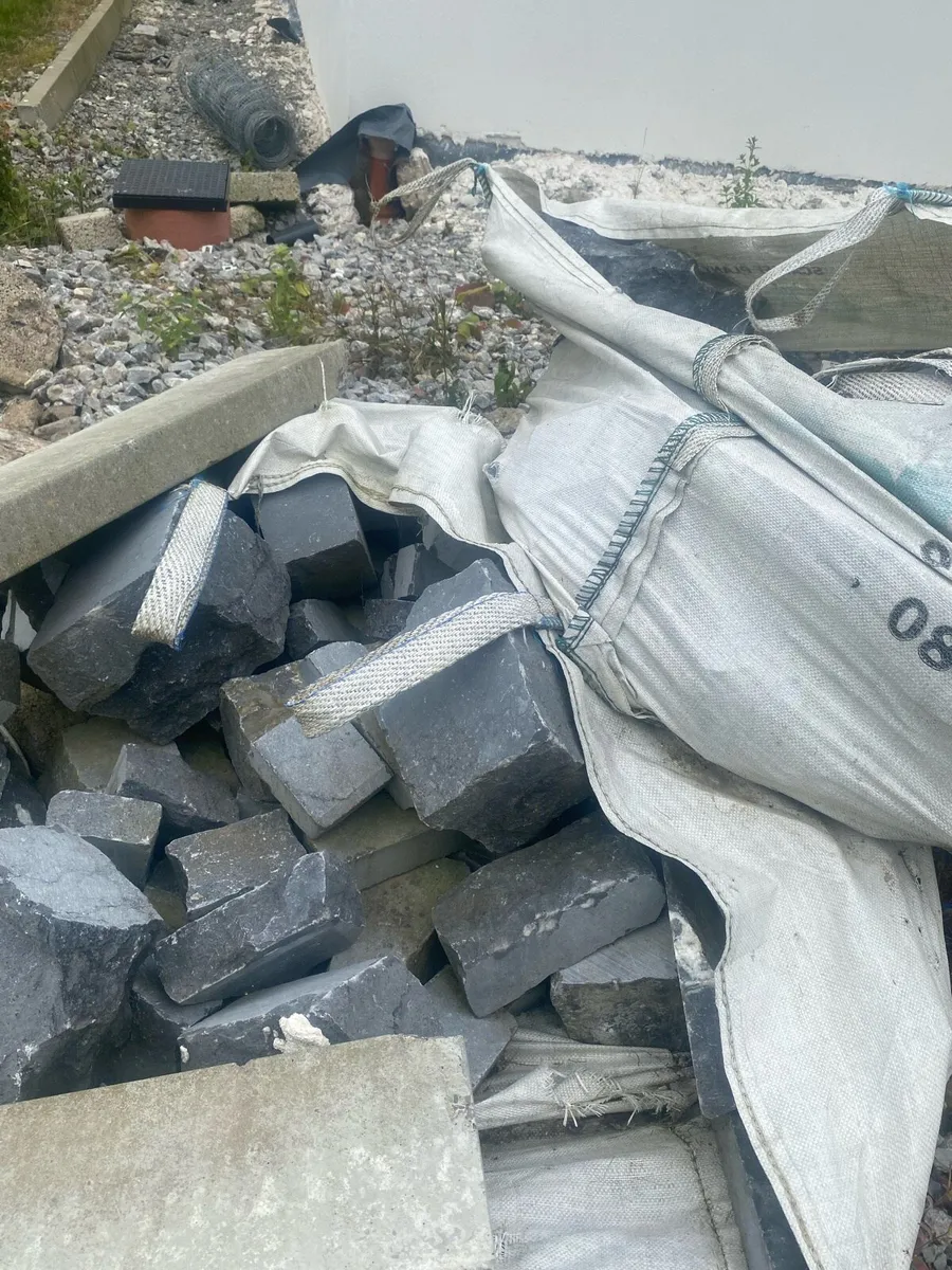 Building stone / Kilkenny limestone - Image 1