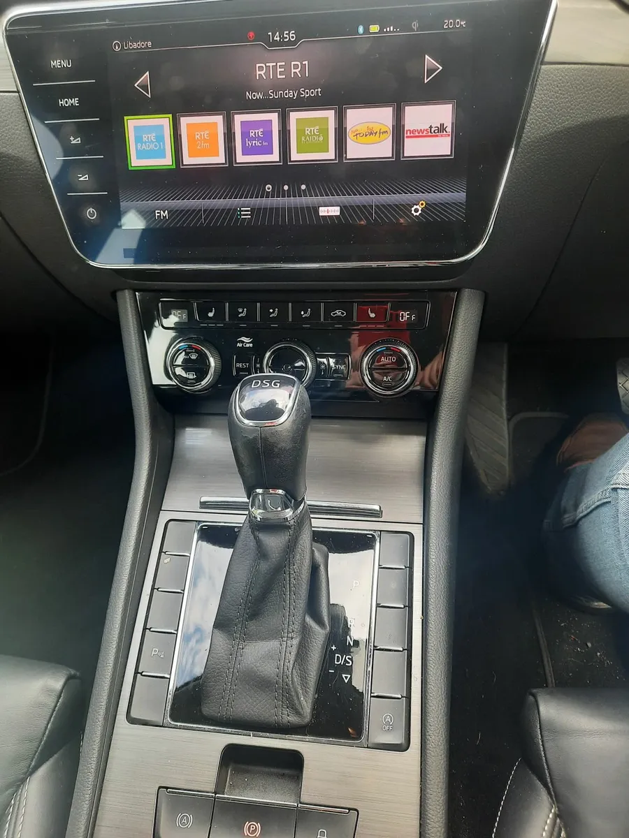 Skoda Superb 2020 - Image 2