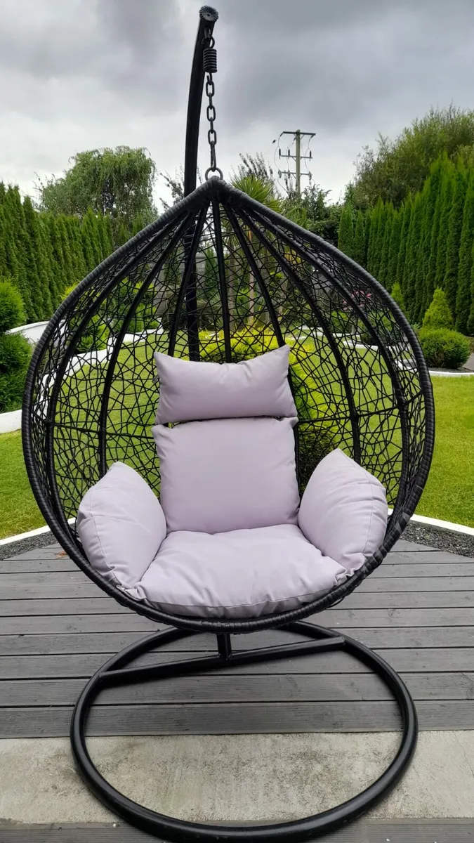 Hanging egg chair with cushions - Image 1