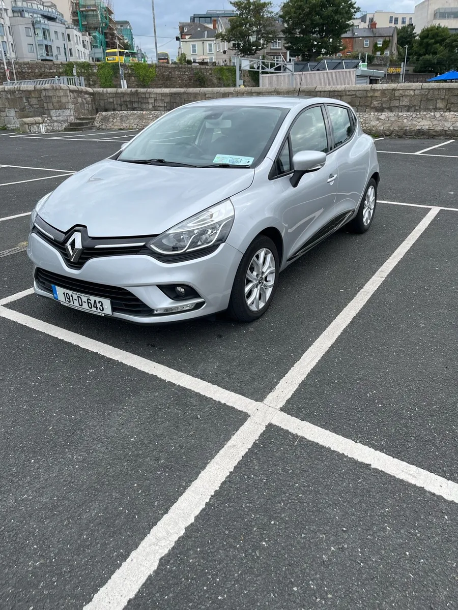 Renault Clio 2019 - Image 2