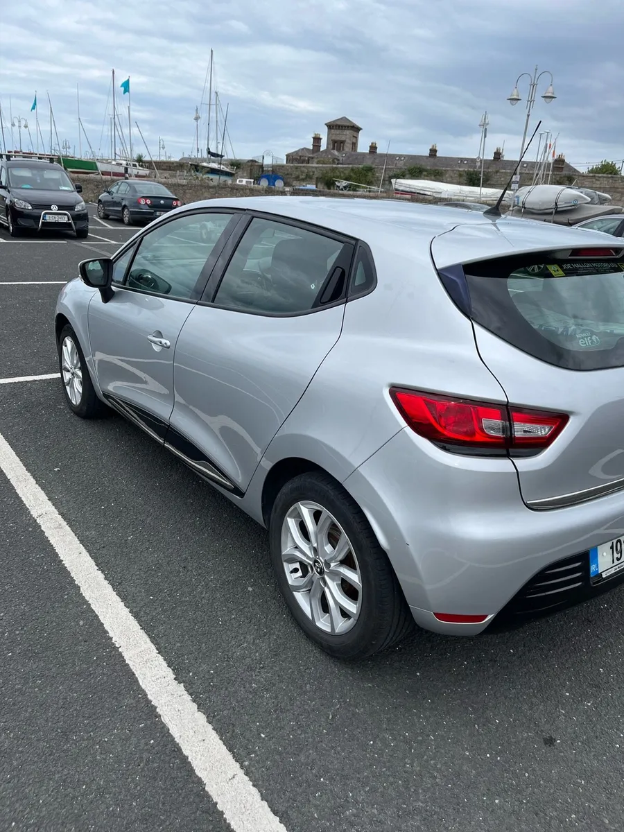 Renault Clio 2019 - Image 4