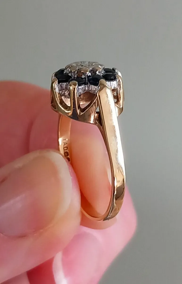 Vintage T.A.D Diamond & Sapphire Gold Ring - Image 3