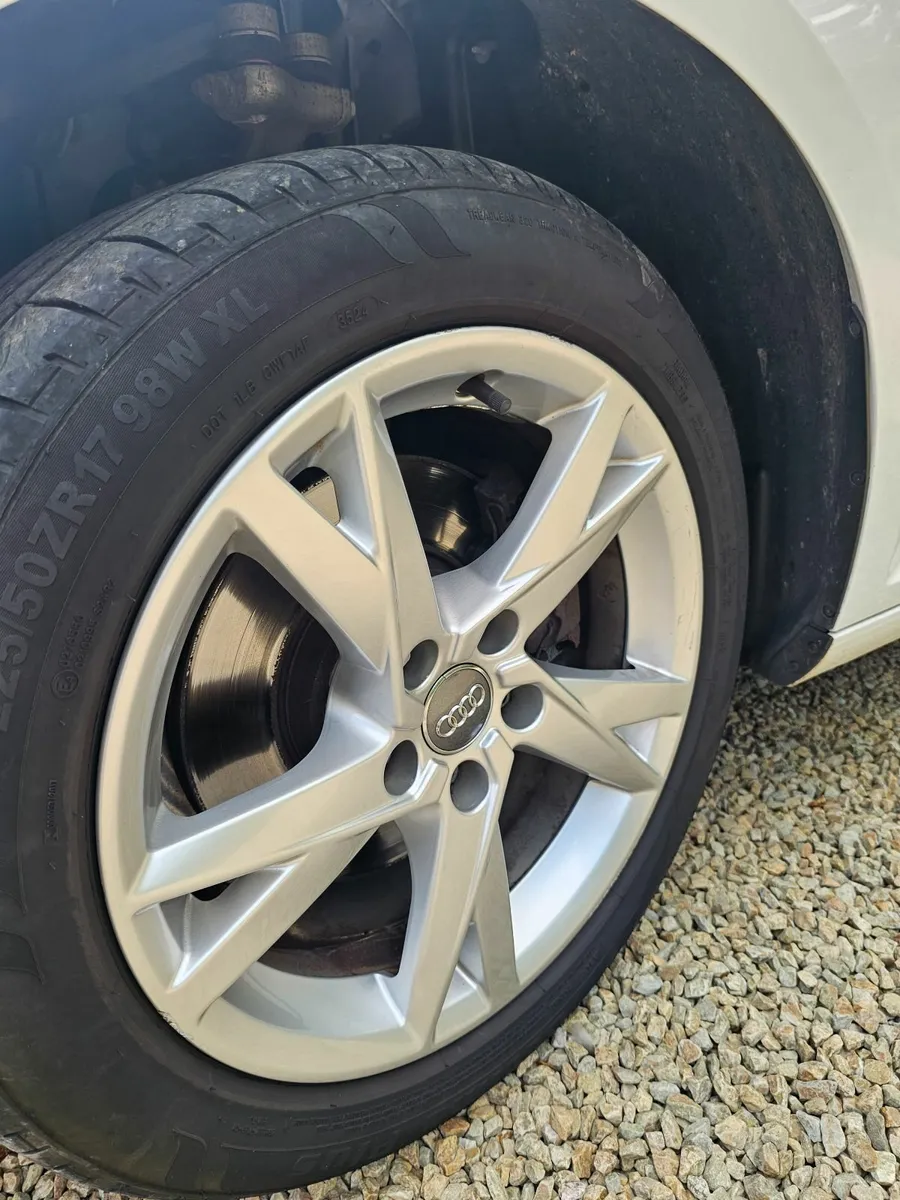 Audi A4 2016 - Image 3