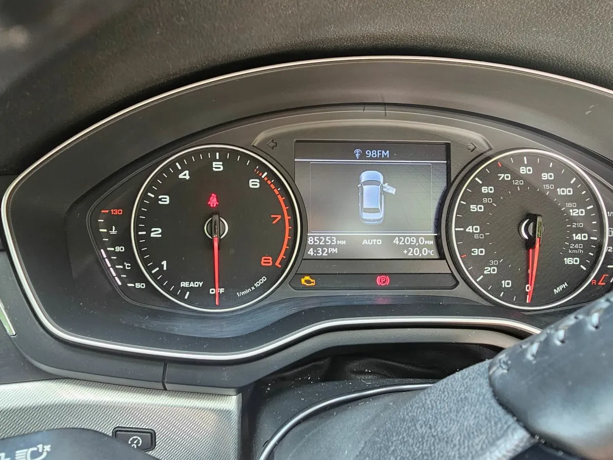 Audi A4 2016 - Image 4