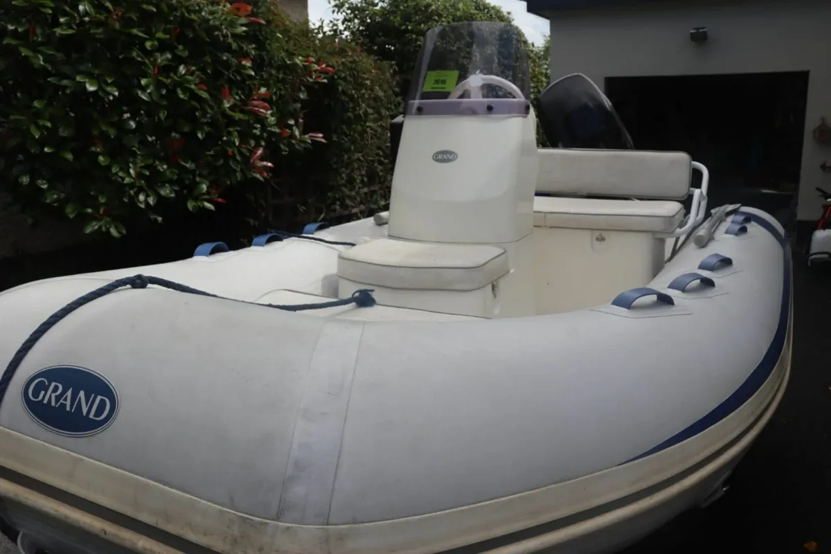 Grand Rib 3.7m with Mercury 25HP 4 stroke engine - Image 4