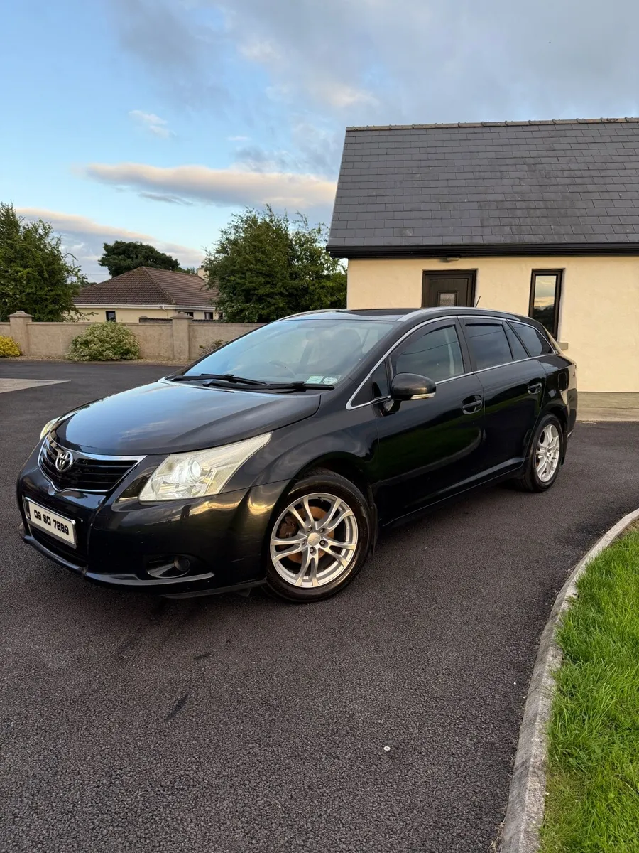 Excellent Toyota Avensis 2009 - Image 1
