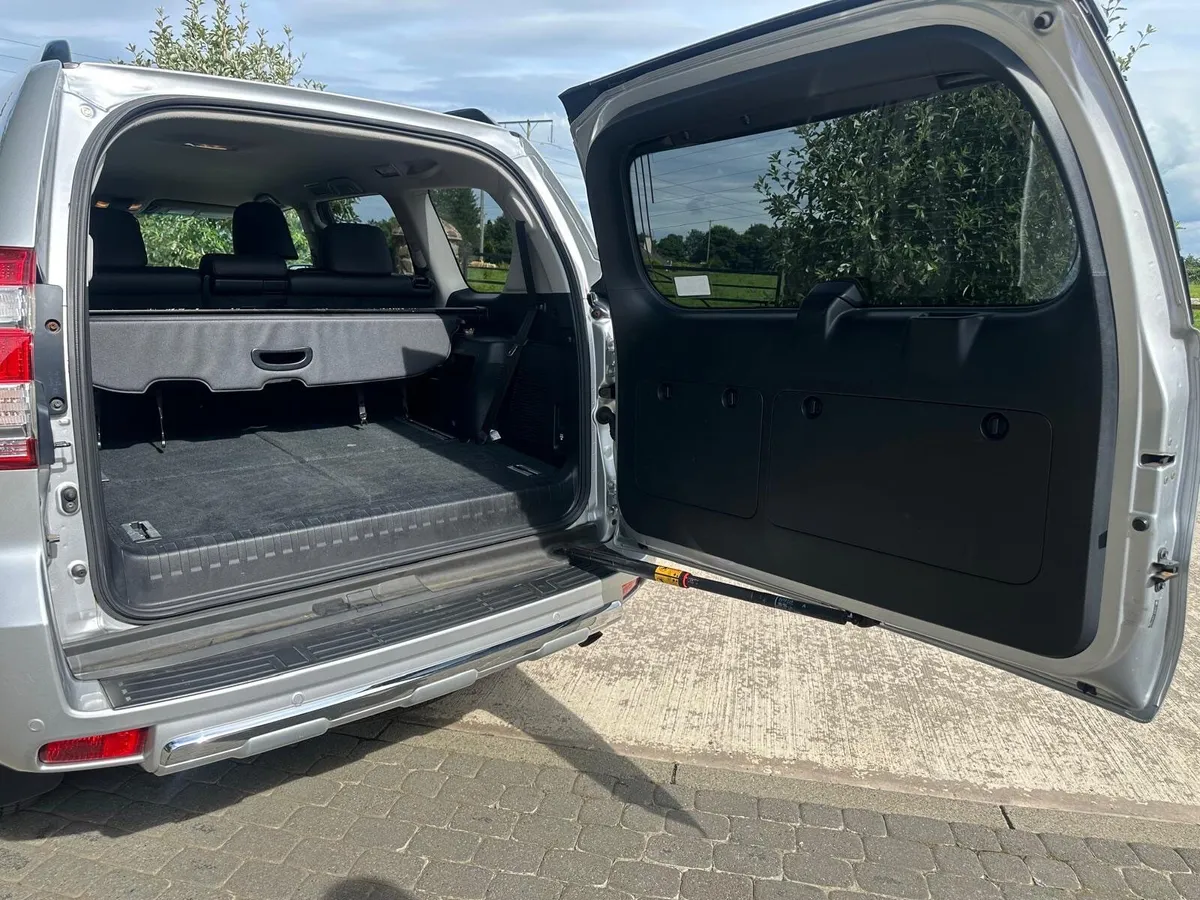 Toyota Land Cruiser 2017 - Image 3